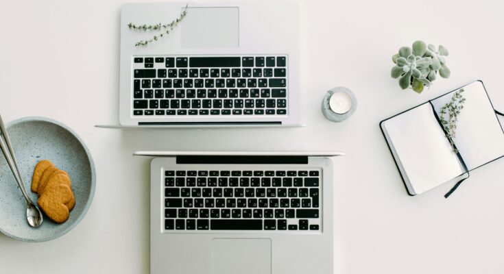Fiverr vs Upwork in 2025: Which Platform Is Better for Beginners?